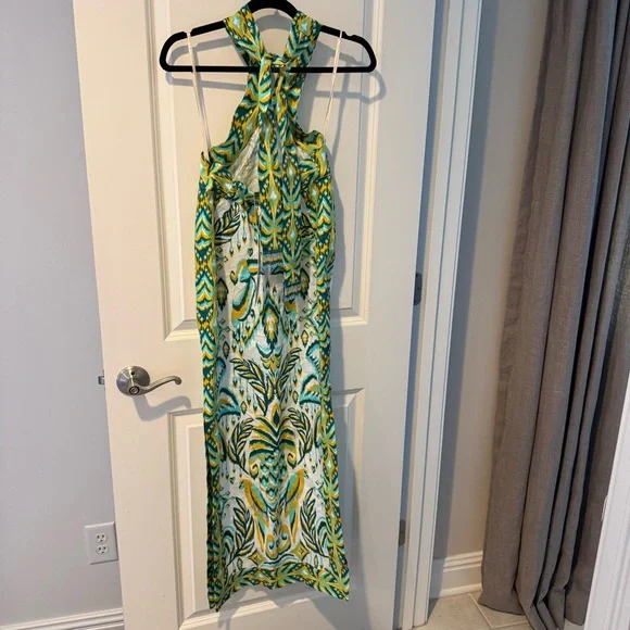 NWT Farm Rio Tropical Tapestry Off-White Halter Neck DressXS
